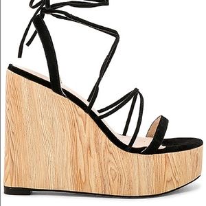 Raye Wren Wedges black size 7